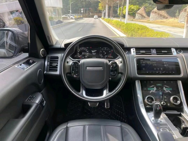 珠海18年路虎揽胜运动2