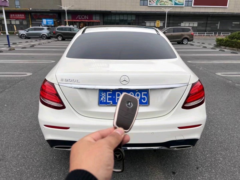 汕头17年奔驰E6