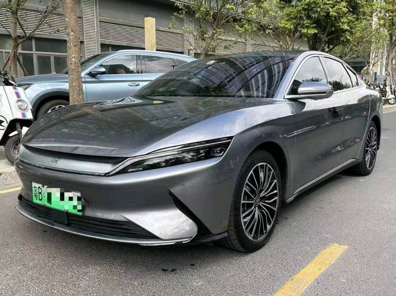 汕头22年比亚迪汉7