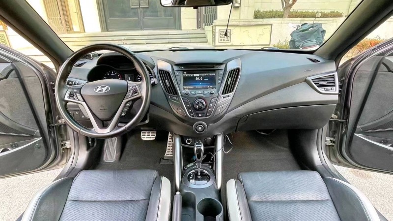 廊坊15年现代飞思4