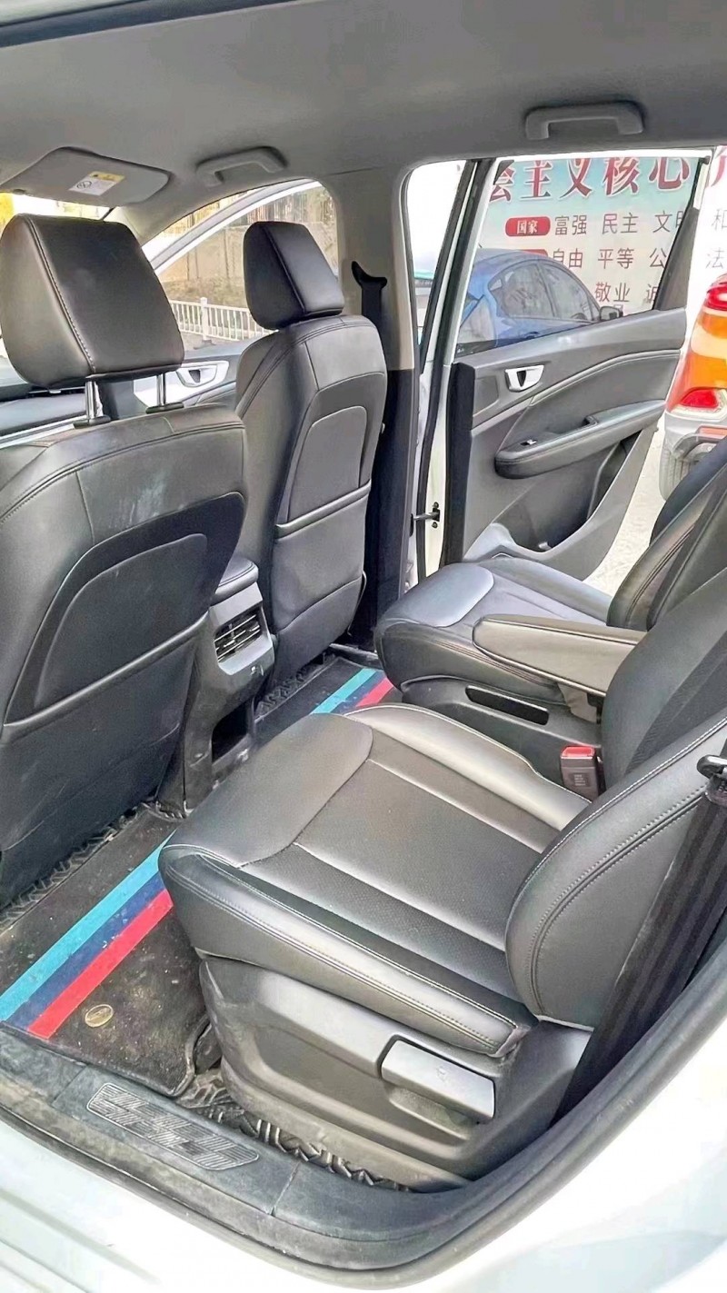 廊坊22年五菱汽車佳辰4