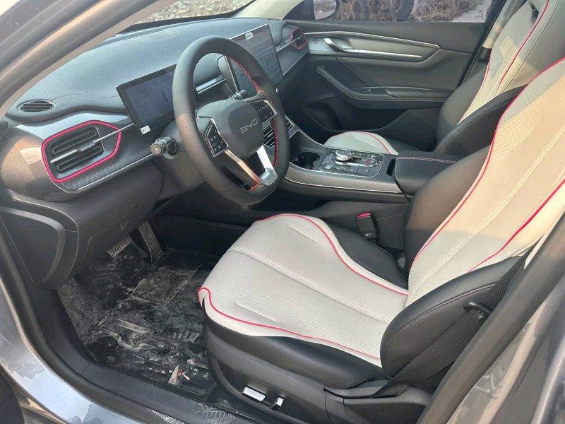 徐州22年比亚迪驱逐舰6