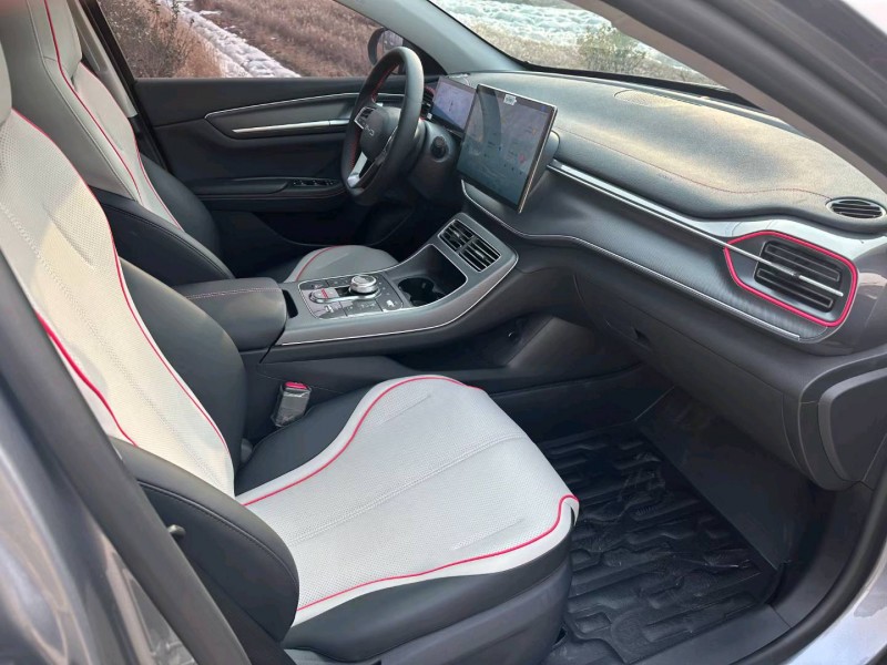 徐州22年比亚迪驱逐舰7