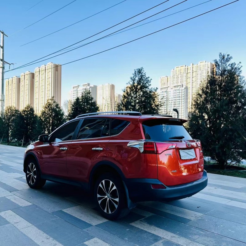 包頭13年豐田RAV4榮放7