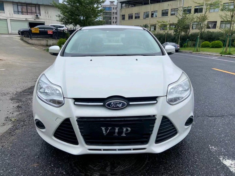 广州15年福特福克斯1