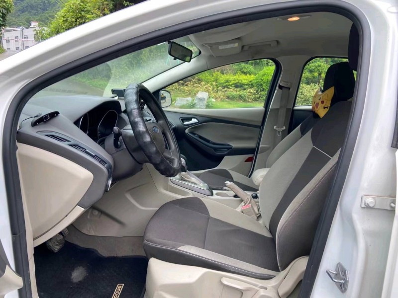 广州15年福特福克斯9