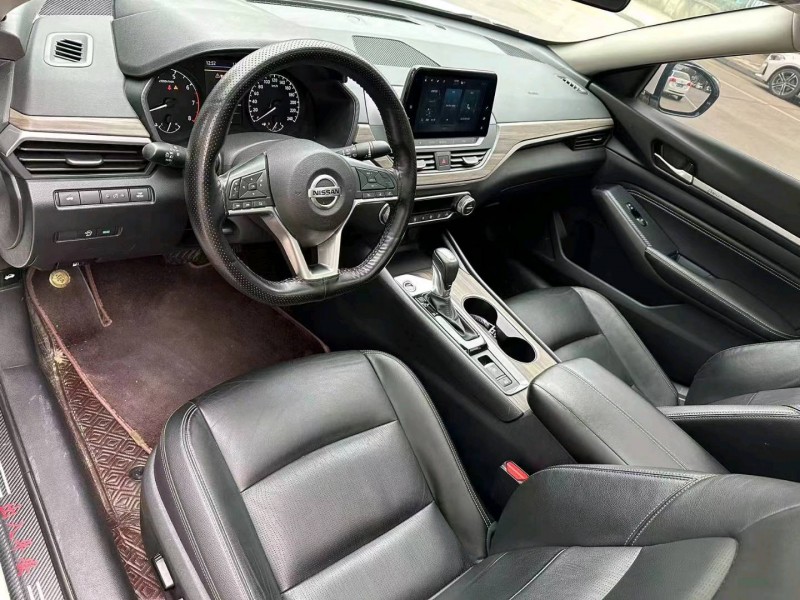 湖州21年日產天籟5