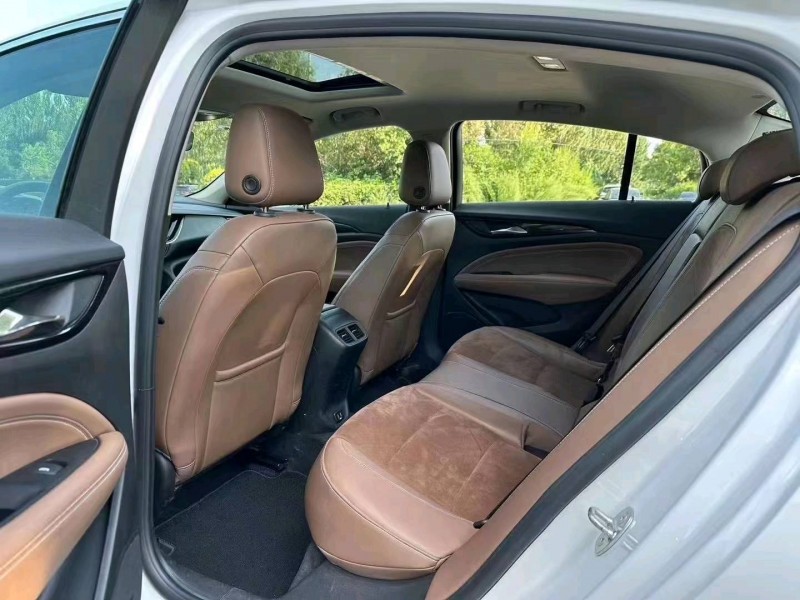 沈阳22年别克君威9