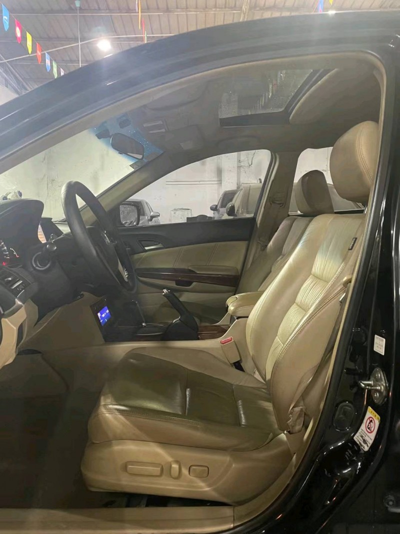 广州11年本田雅阁4