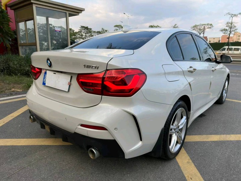 佛山20年宝马1系4