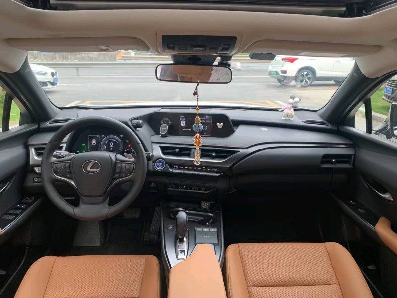 佛山21年雷克萨斯UX7