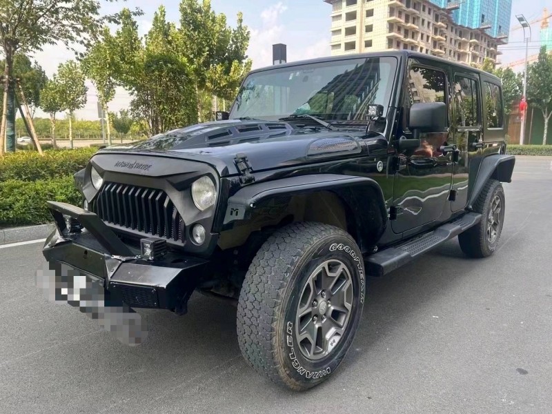 枣庄18年Jeep牧马人2