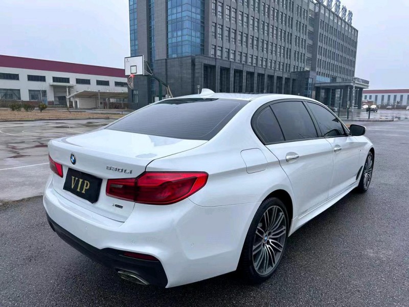 盐城18年宝马5系9