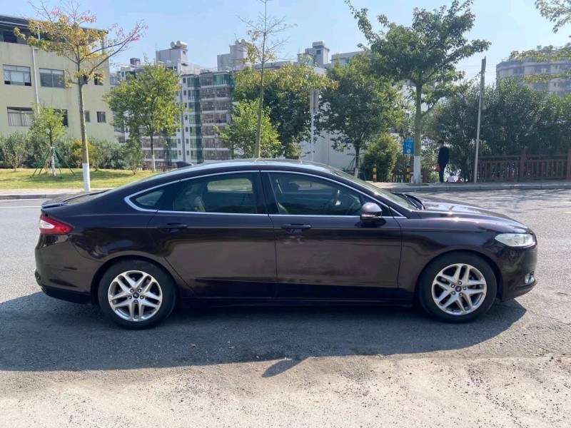 广州14年福特蒙迪欧9