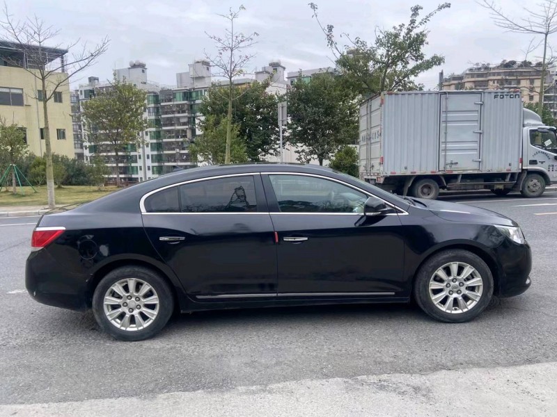 广州13年别克君越6