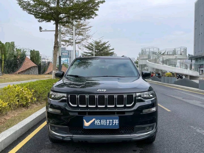 深圳19年Jeep指挥官1