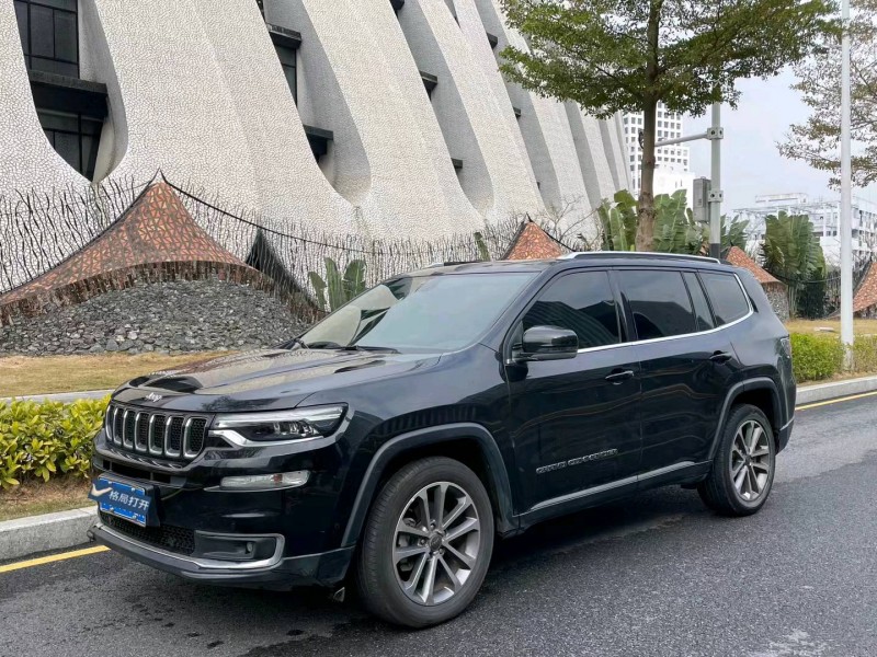 深圳19年Jeep指挥官3