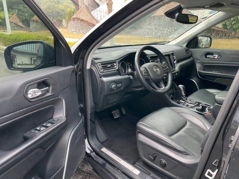 深圳19年Jeep指挥官6