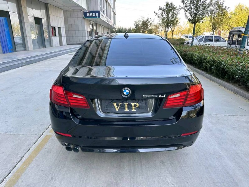 东营13年宝马5系4