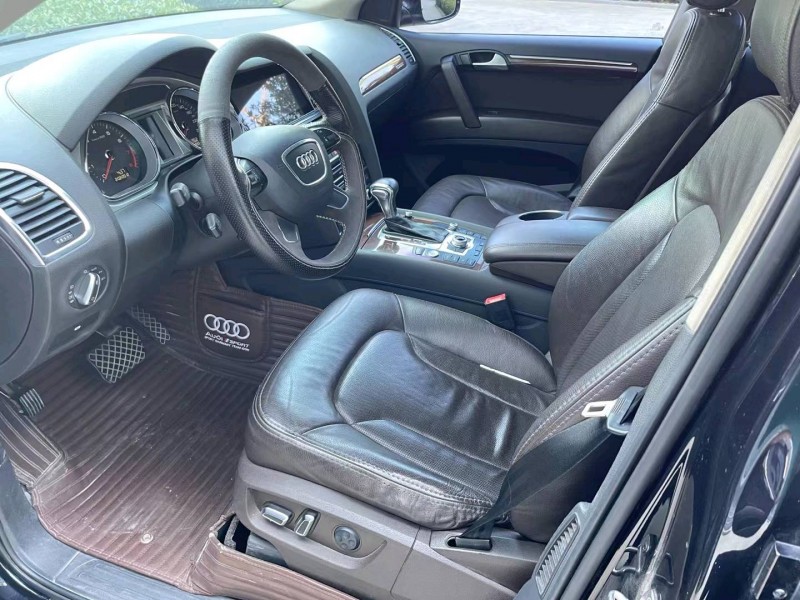 东营12年奥迪Q74