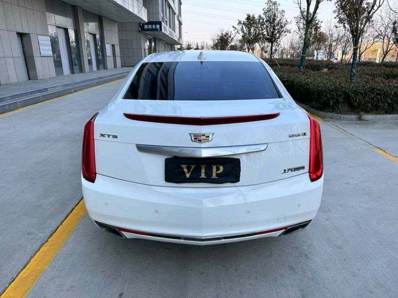 东营17年凯迪拉克XTS4