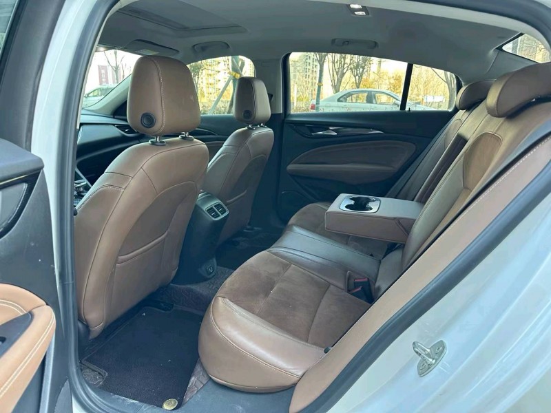 枣庄20年别克君威6