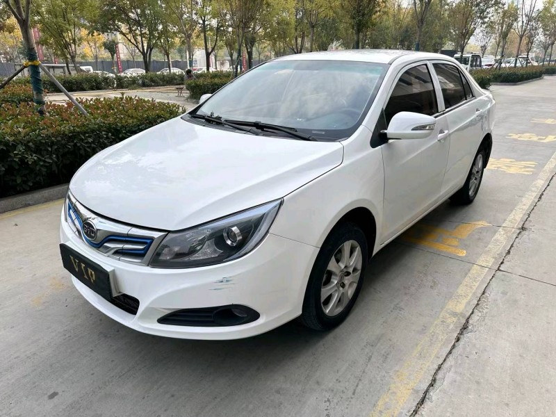 枣庄17年比亚迪e52