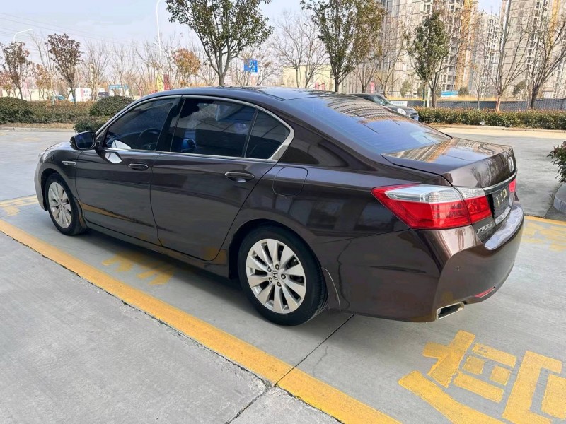 烟台14年本田雅阁3