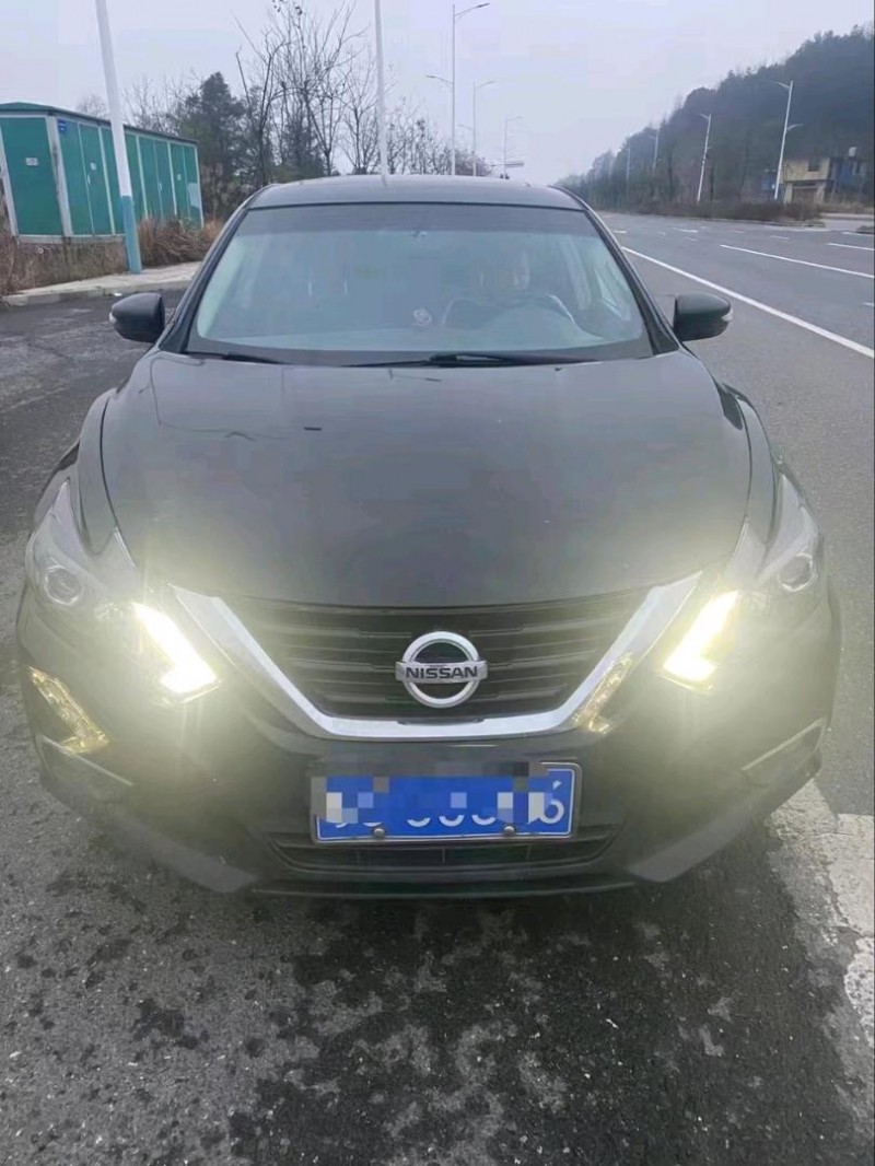 枣庄19年日产途乐1