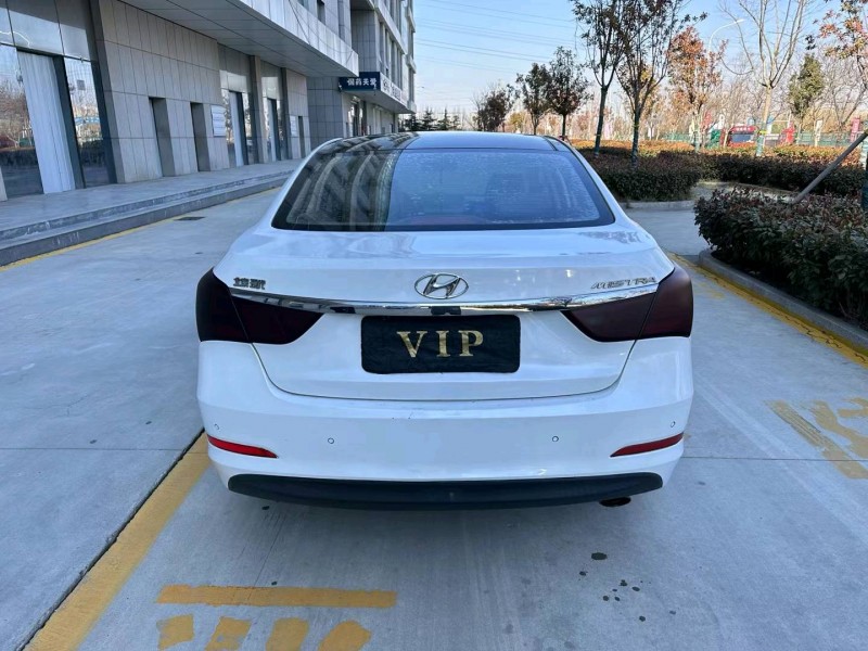 东营15年现代名图4