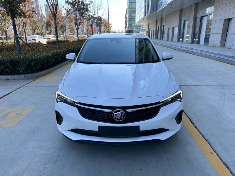 东营22年别克威朗1