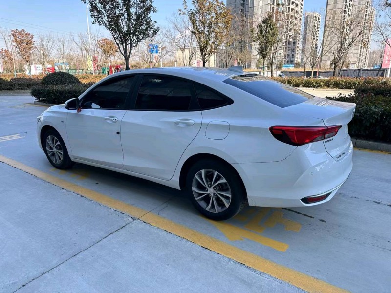 东营22年别克威朗3