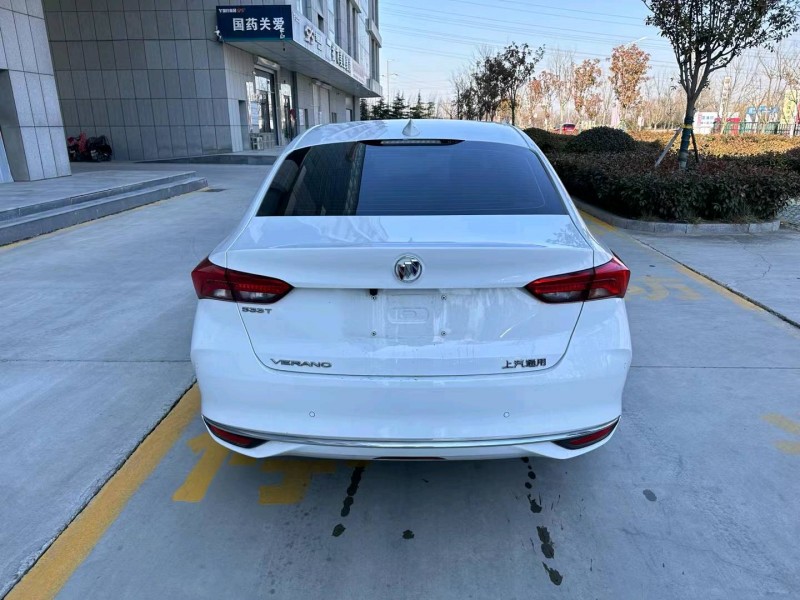 东营22年别克威朗4