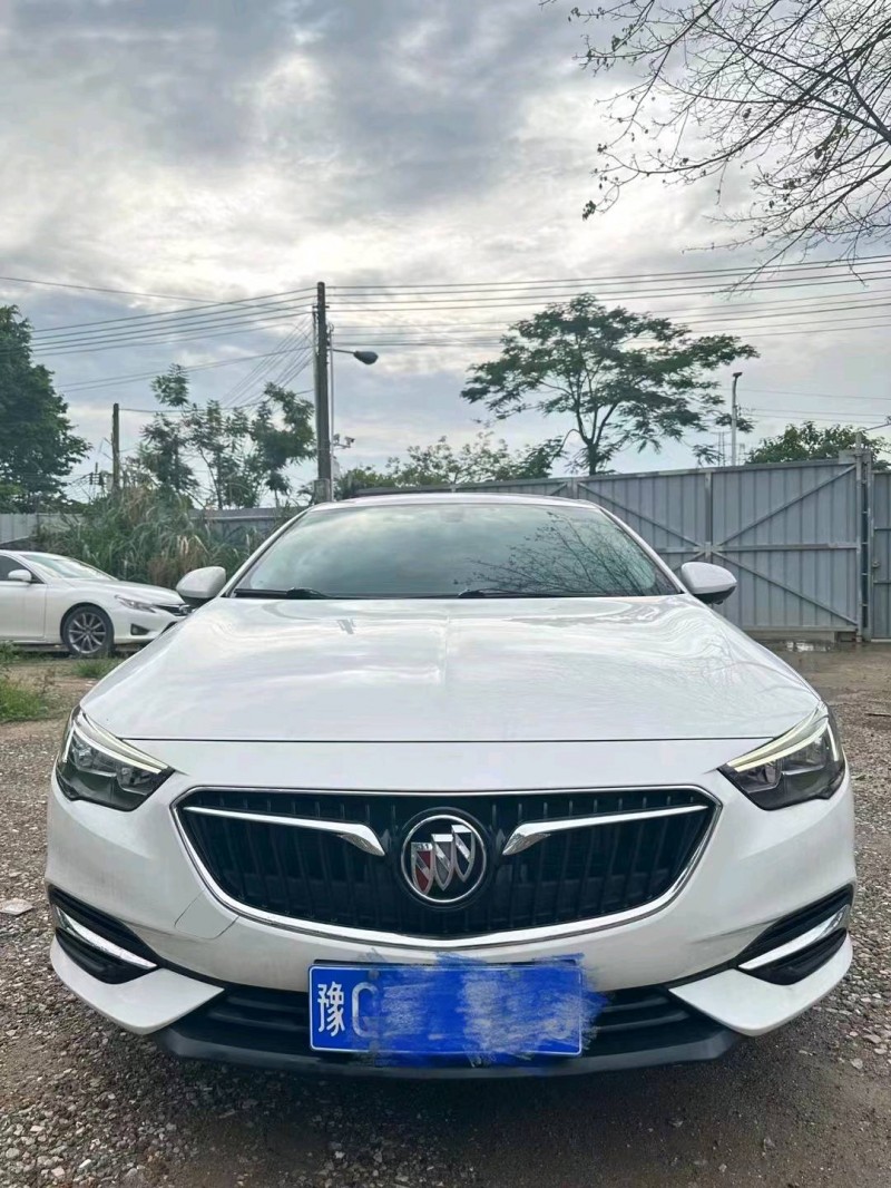 广州19年别克君威1