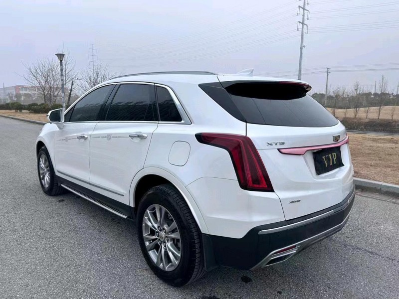 盐城20年凯迪拉克XT58