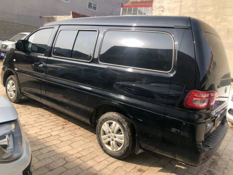 保定20年东风菱智7