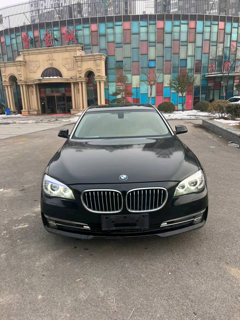 济宁15年宝马7系1