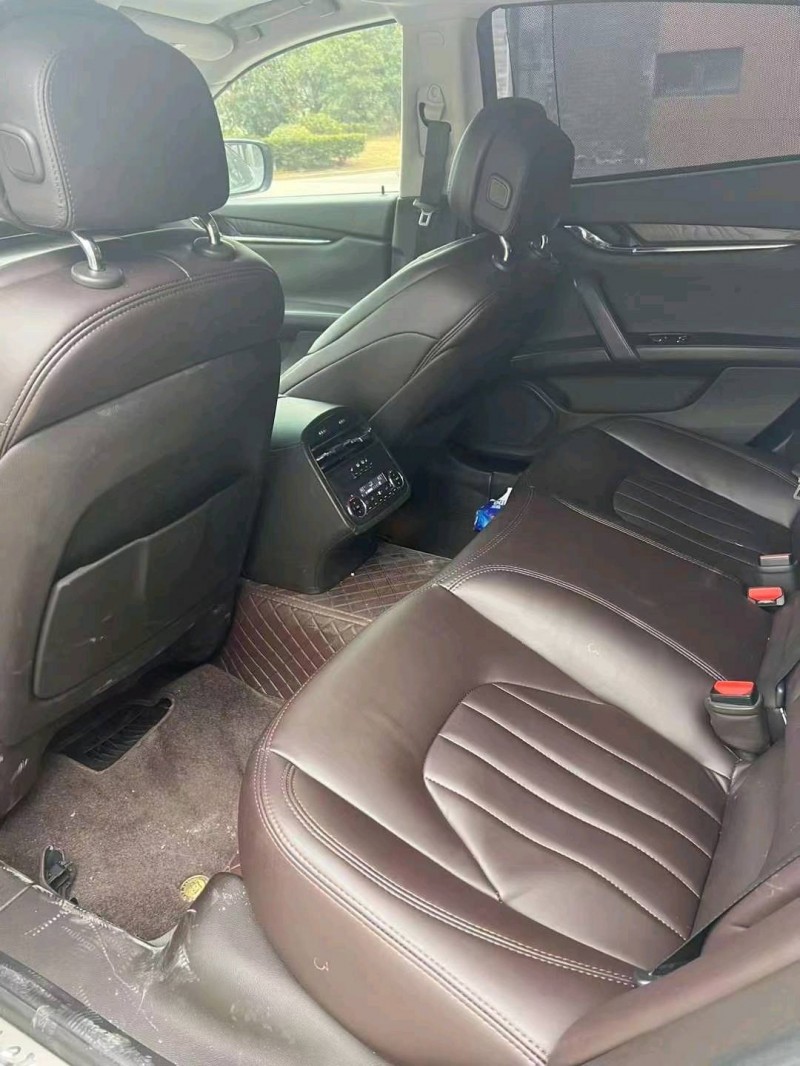 济宁15年玛莎拉蒂总裁7