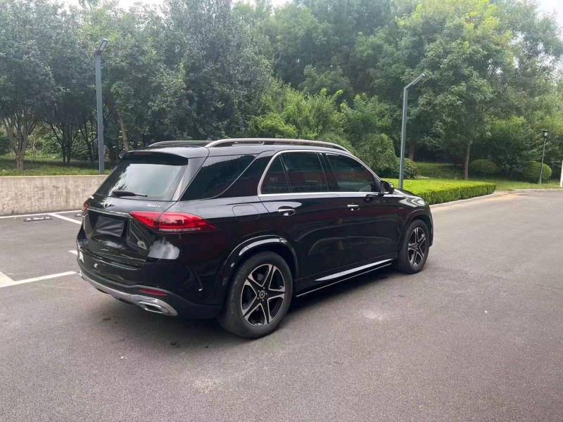 济宁22年奔驰GLE8