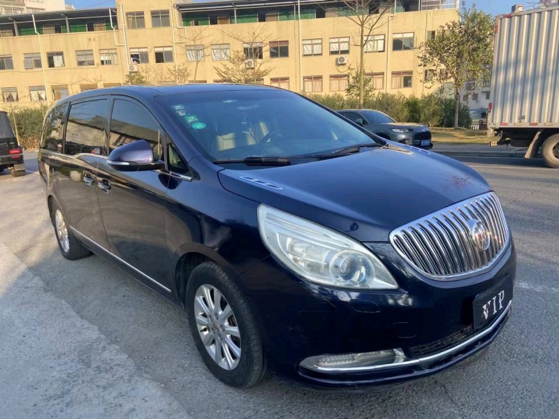 广州12年别克GL82