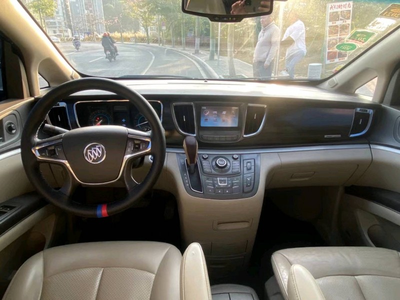 广州12年别克GL87