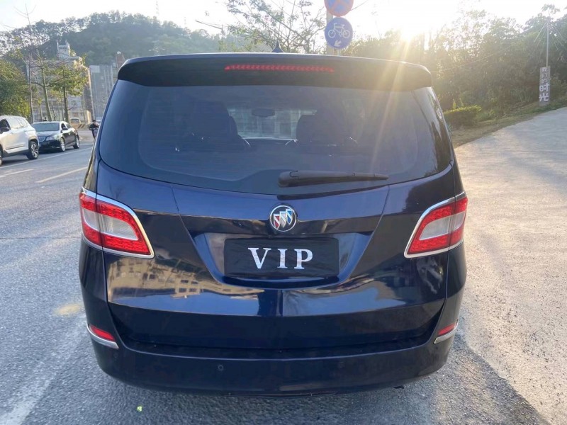 广州12年别克GL89