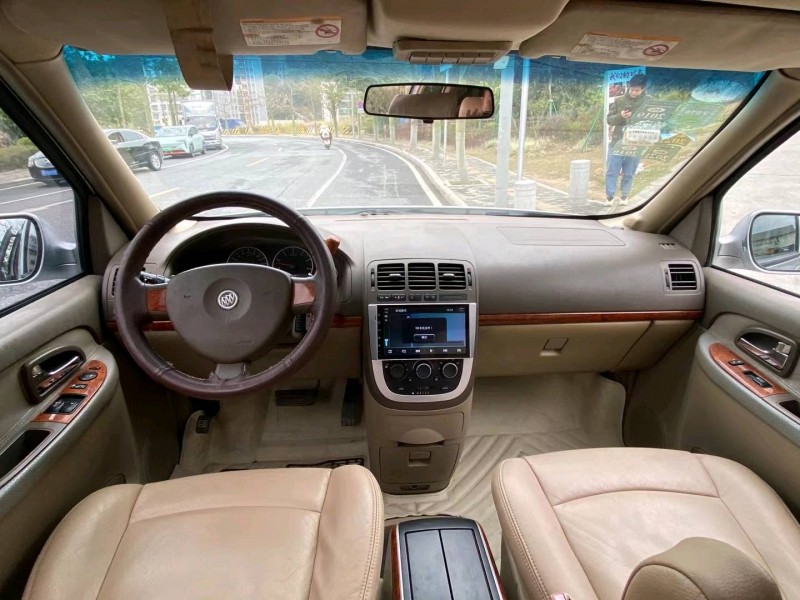 广州10年别克GL89