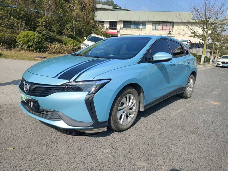 广州22年别克微蓝6