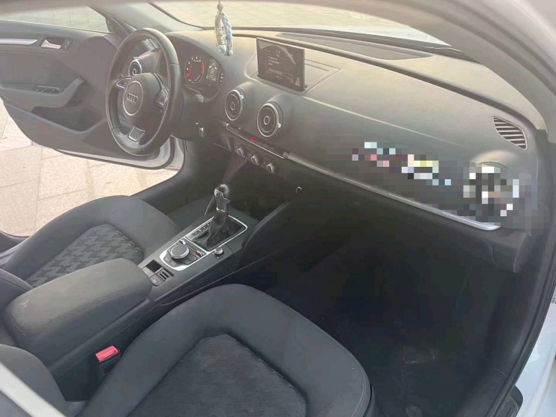 济宁17年奥迪A36