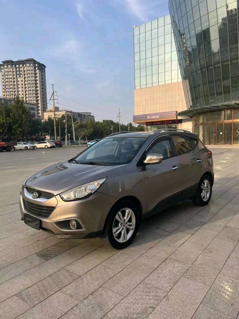 济宁11年现代ix352