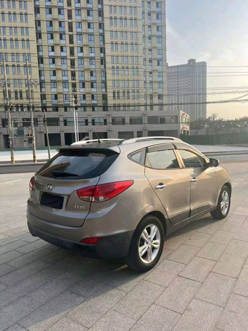 济宁11年现代ix358