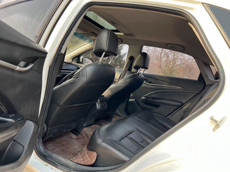 聊城17年别克英朗6