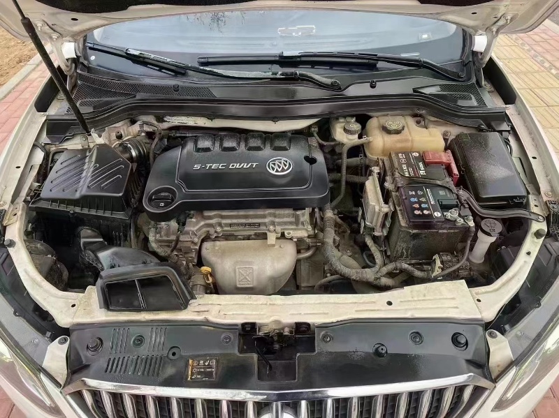 聊城17年别克英朗9