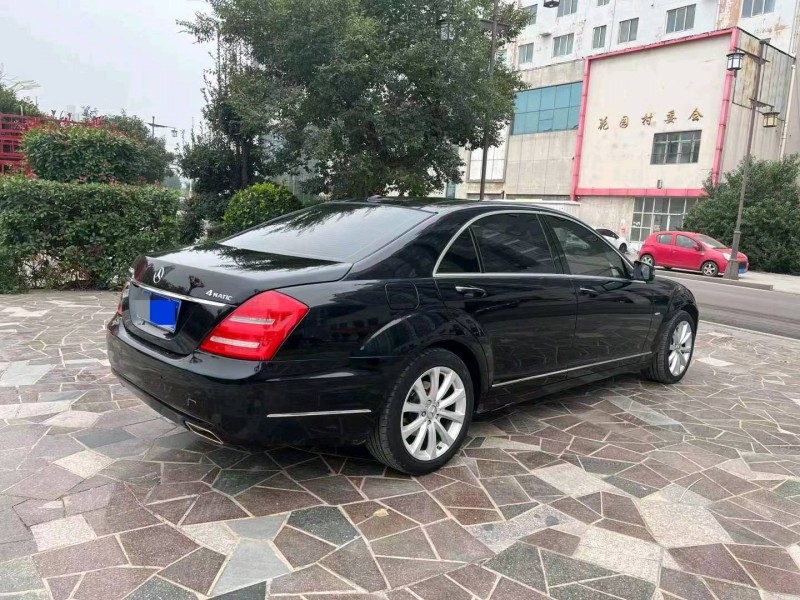 济宁12年奔驰S7